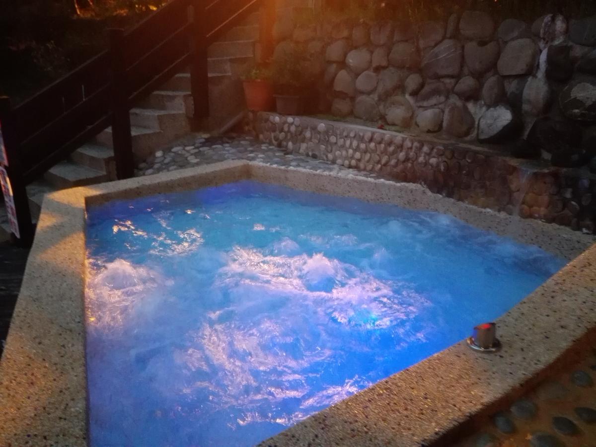 Cocos Hot Spring Hotel Руисуи Екстериор снимка