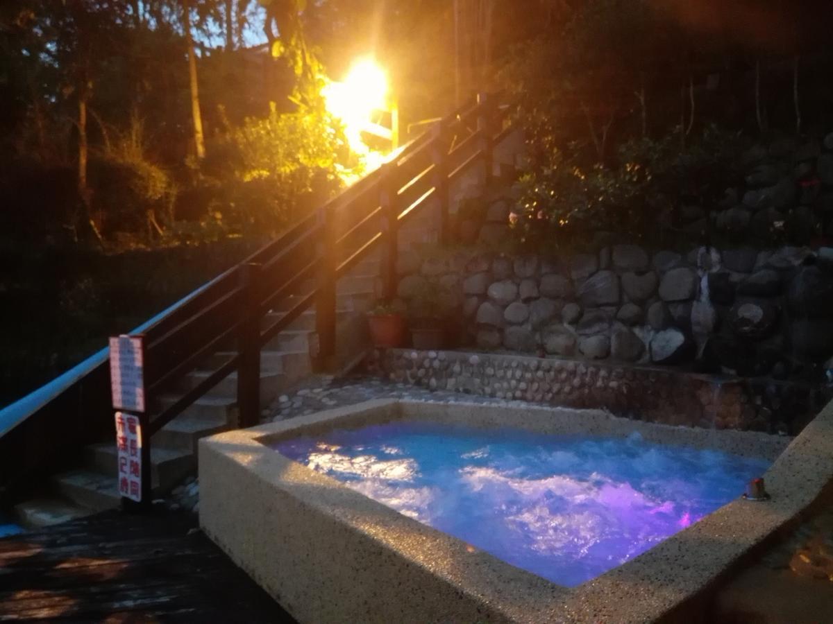 Cocos Hot Spring Hotel Руисуи Екстериор снимка